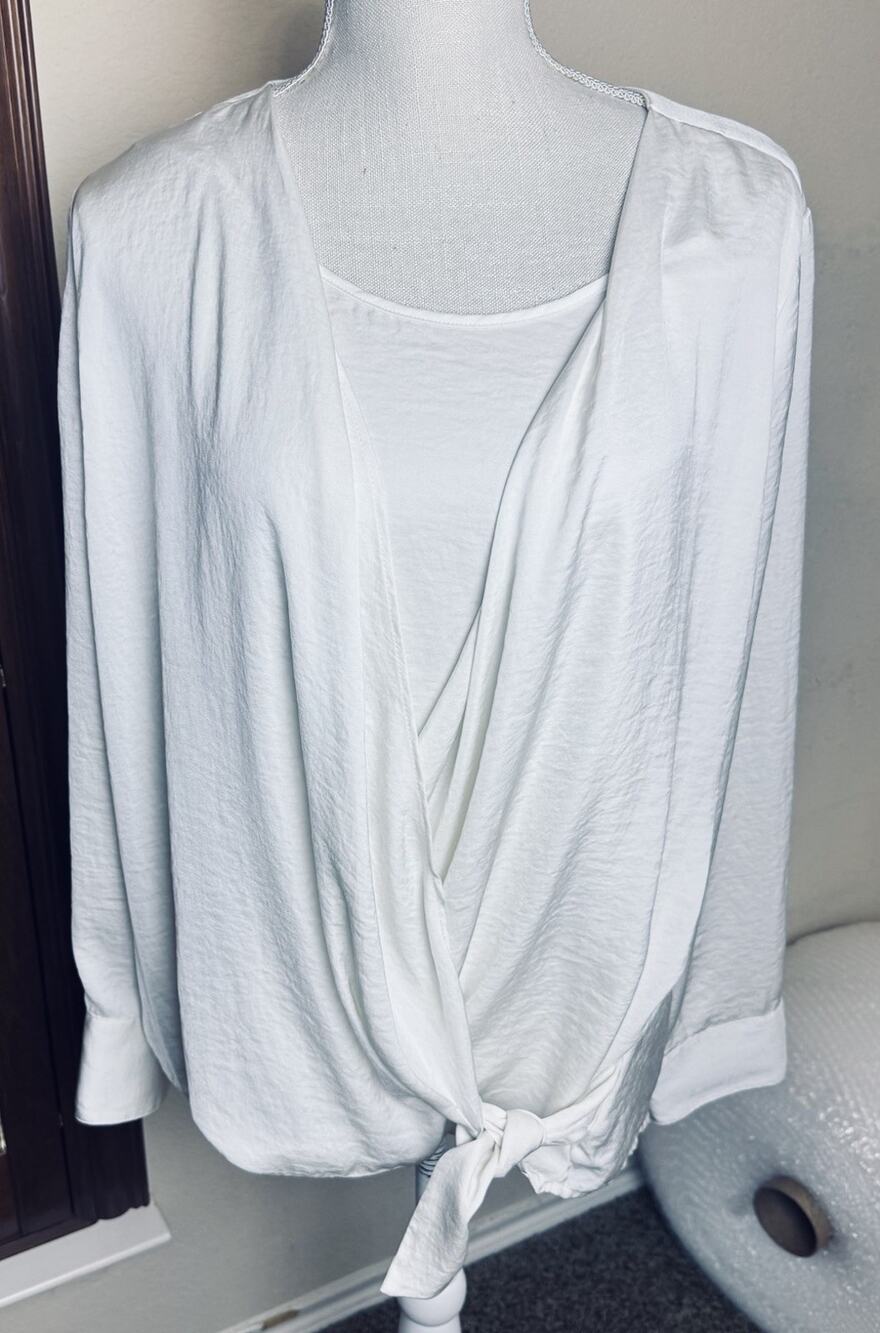 Chico's Ivory Drape-Neck Long Sleeve Blouse Sz 2/L Silky Tie Front Career Office